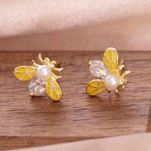 Load image into Gallery viewer, Bee Earrings - Cute Kawaii Jewelry Set